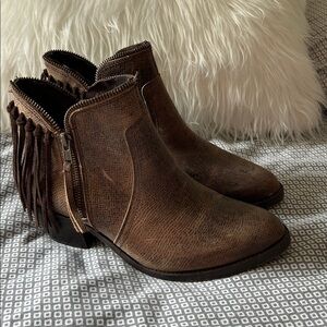 Circle G Brown Zipper Fringed Ankle Booties Size 9M